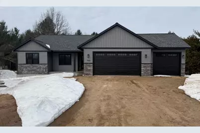 790 Torrey Pines Way, Plover, WI 54467 - Photo 1