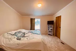 9505 Town Hall Rd, Amherst Junction, WI 54407 - Photo 11