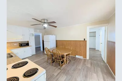 311 Second Street, Rosholt, WI 54473 - Photo 7