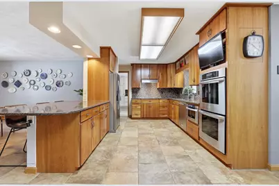 5427 Oakwood Avenue, Stevens Point, WI 54482 - Photo 11