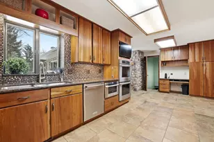 5427 Oakwood Ave, Stevens Point, WI 54482 - Photo 9