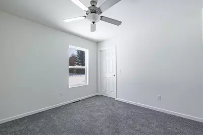 4910 Pine Needle Way, Wisconsin Rapids, WI 54494 - Photo 13