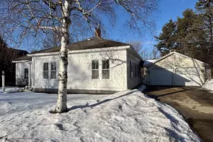 1924 Main St, Stevens Point, WI 54481 - Photo 3