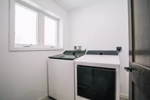 1911 Johnson St, Neillsville, WI 54456 - Photo 13