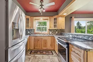 216 Ayers St, Neillsville, WI 54456 - Photo 9