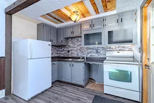 1706 E 1st St, Merrill, WI 54452 - Photo 9