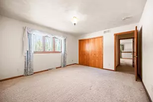 3745 Oak Moraine Ct, Stevens Point, WI 54482 - Photo 25