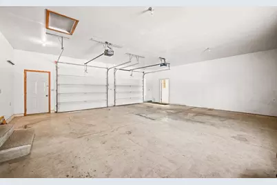 3745 Oak Moraine Court, Stevens Point, WI 54482 - Photo 43