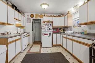 324 W Cornell Ave, Stevens Point, WI 54481 - Photo 9