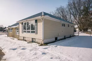 509 S Main St, Greenwood, WI 54437 - Photo 31