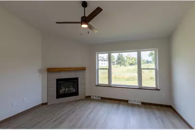 2103 S Ironwood Avenue, Marshfield, WI 54449 - Photo 9