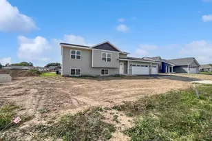 2104 S Cottonwood Ave, Marshfield, WI 54449 - Photo 7