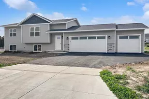 2104 S Cottonwood Ave, Marshfield, WI 54449 - Photo 5