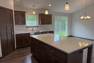 4506 Moreland Rd, Plover, WI 54467 - Photo 7