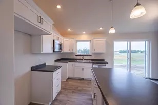 595 Still Waters Ln, Plover, WI 54467 - Photo 7