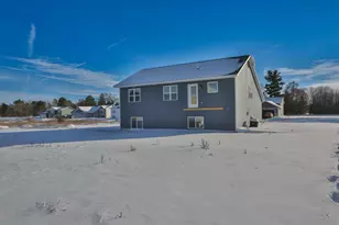 640 Still Waters Ln, Plover, WI 54467 - Photo 5