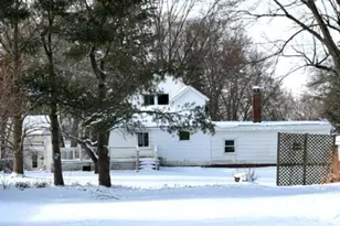 1103 Emery St, Neillsville, WI 54456 - Photo 3