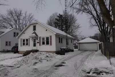 830 Market Street, Nekoosa, WI 54457 - Photo 1