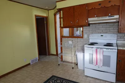 3025 Mc Culloch Street, Stevens Point, WI 54481 - Photo 7