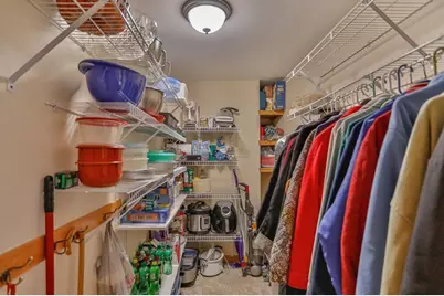 917 S 17th Avenue, Wausau, WI 54401 - Photo 13