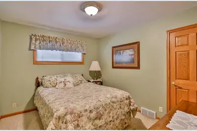 917 S 17th Avenue, Wausau, WI 54401 - Photo 25