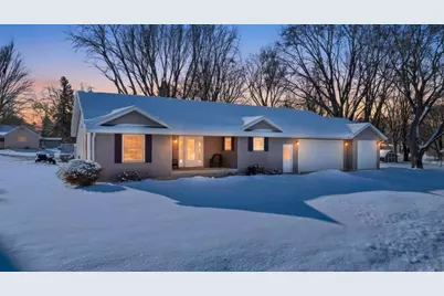 1610 E Cleveland Street, Marshfield, WI 54449 - Photo 1