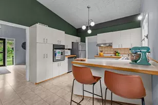 24 Hazelwood Dr, Stevens Point, WI 54467 - Photo 15