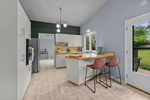 24 Hazelwood Dr, Stevens Point, WI 54467 - Photo 13