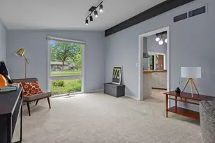 24 Hazelwood Dr, Stevens Point, WI 54467 - Photo 5