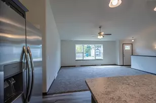 550 Still Waters Ln, Plover, WI 54467 - Photo 5