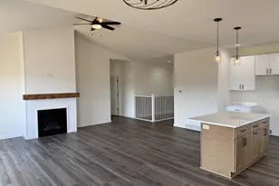 118125 Betty Dr, Stratford, WI 54484 - Photo 5