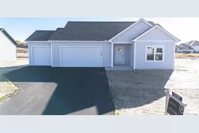 118129 Betty Drive, Stratford, WI 54484 - Photo 1