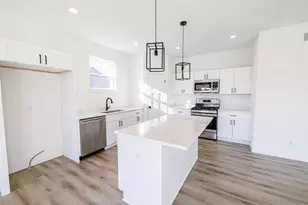 118129 Betty Dr, Stratford, WI 54484 - Photo 3