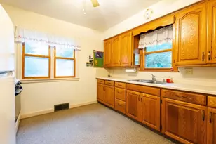 448 Walker St, Stevens Point, WI 54481 - Photo 3