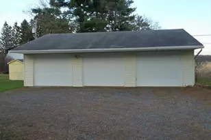 906 Eastwood St, Withee, WI 54498 - Photo 3