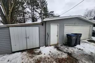 305 W Roberts St, Spencer, WI 54449 - Photo 3