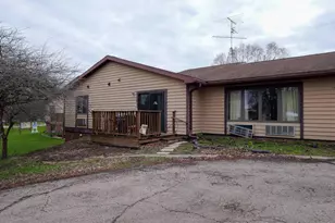 165 S Chet Krause Dr, Iola, WI 54945 - Photo 23