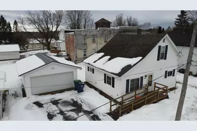 610 Flint Avenue, Mattoon, WI 54450 - Photo 3
