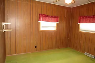 610 Flint Ave, Mattoon, WI 54450 - Photo 9