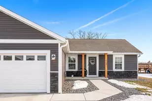 4500 Moreland Rd, Plover, WI 54467 - Photo 3