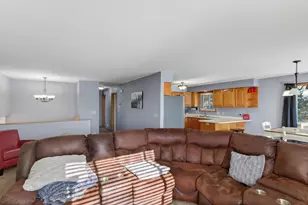 612 W 11th St, Marshfield, WI 54449 - Photo 9