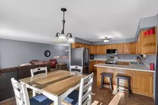 612 W 11th St, Marshfield, WI 54449 - Photo 11