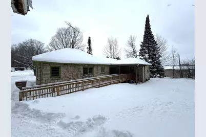 7892 Old 101 Road, Armstrong Creek, WI 54301 - Photo 11