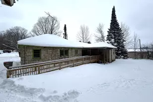 7892 Old 101 Rd, Armstrong Creek, WI 54301 - Photo 11