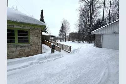 7892 Old 101 Road, Armstrong Creek, WI 54301 - Photo 7