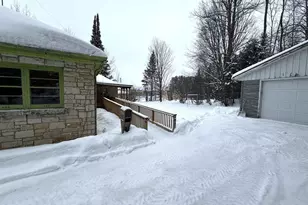 7892 Old 101 Rd, Armstrong Creek, WI 54301 - Photo 7