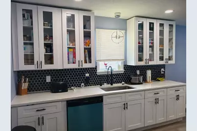 7040 W Tallmadge Place, Milwaukee, WI 53218 - Photo 5