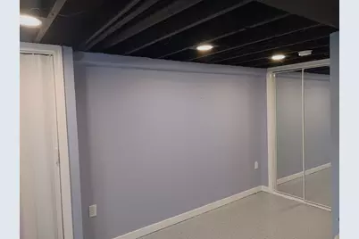 7040 W Tallmadge Place, Milwaukee, WI 53218 - Photo 27