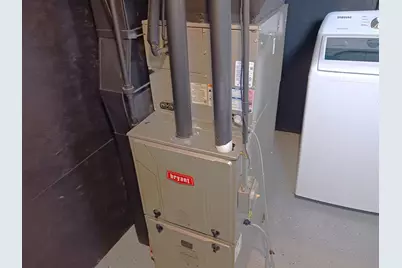 7040 W Tallmadge Place, Milwaukee, WI 53218 - Photo 39