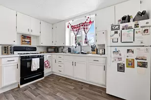 1225 Portage St, Stevens Point, WI 54481 - Photo 7